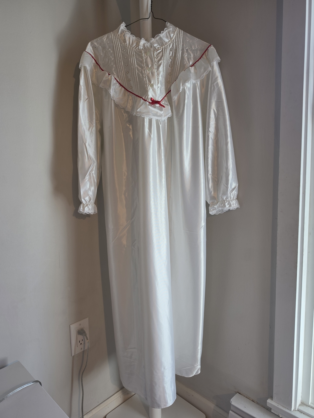 Vintage Avon White Long-Sleeve Nightgown with Red Trim